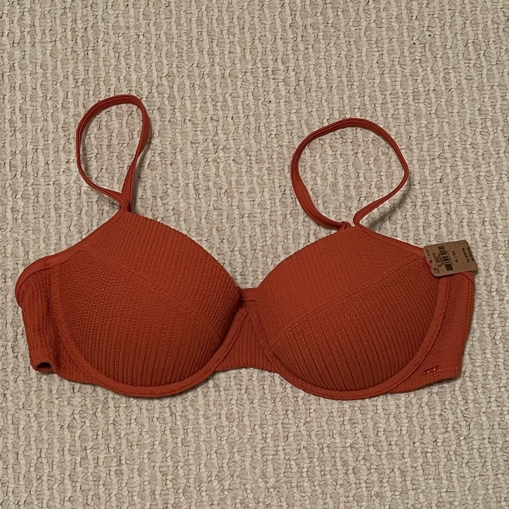 NWT PINK Victoria’s Secret Padded Underwire Swim Top Size XL